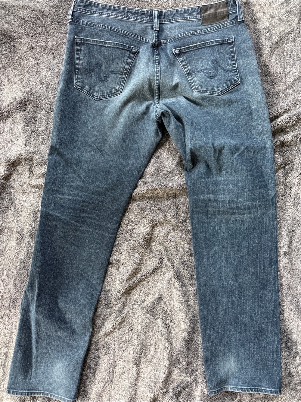 AG graduate  Denim Jeans with Subtle Pocket Stitching